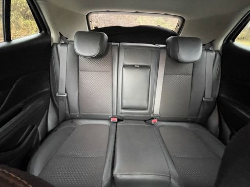 Certified 2021 Buick Encore Preferred image 14