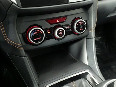 Used 2018 Subaru Crosstrek 2.0i Limited image 57