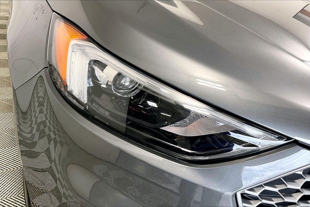 Used 2024 Ford Edge SEL AWD/4WD image 28