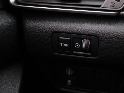 Used 2018 Honda Accord LX image 19