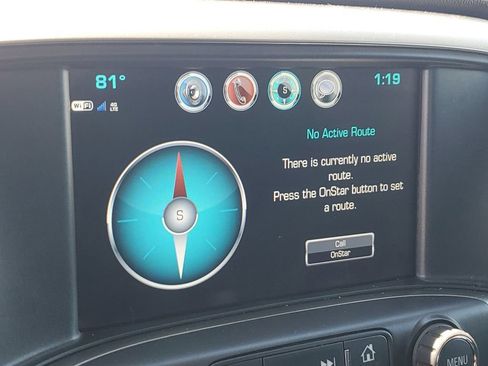 Used 2018 Chevrolet Silverado 1500 LT w/ All Star Edition AWD/4WD image 15