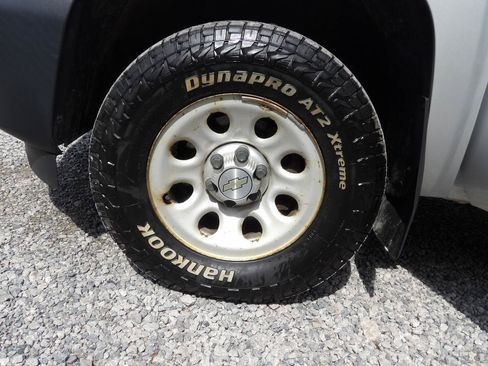 Used 2012 Chevrolet Silverado 1500 W/T AWD/4WD image 14