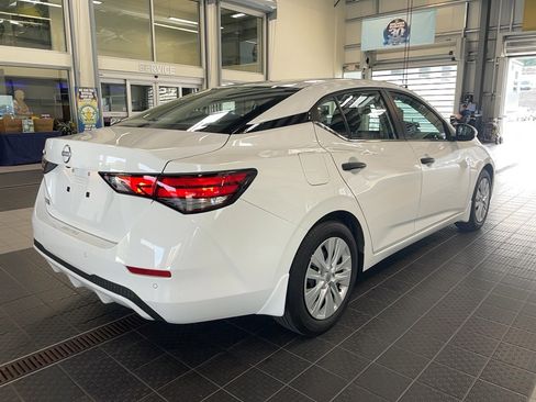 Used 2024 Nissan Sentra S image 12