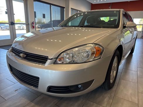 Used 2011 Chevrolet Impala LT image 9