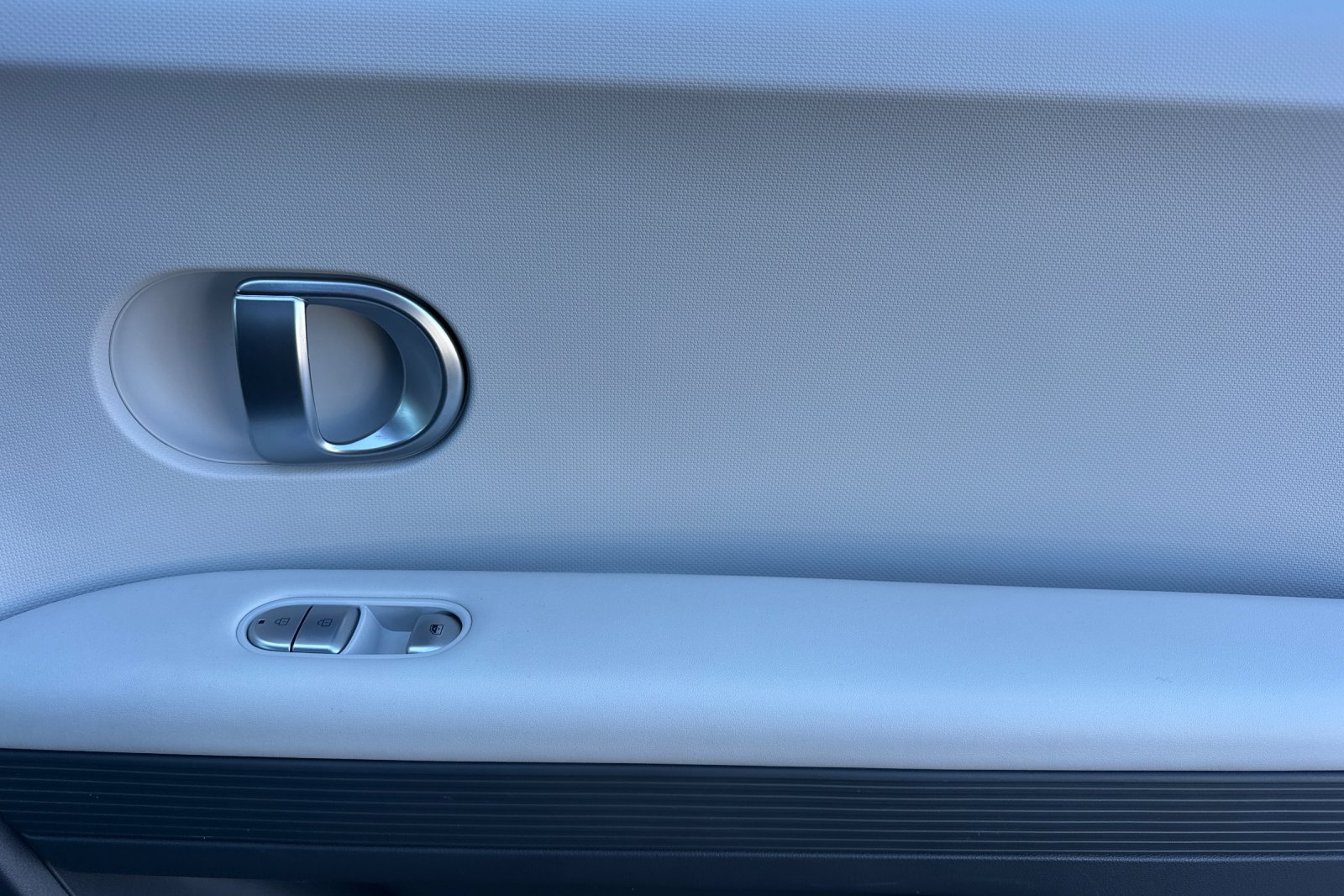 Used 2024 Hyundai Ioniq 5 SEL RWD image 18