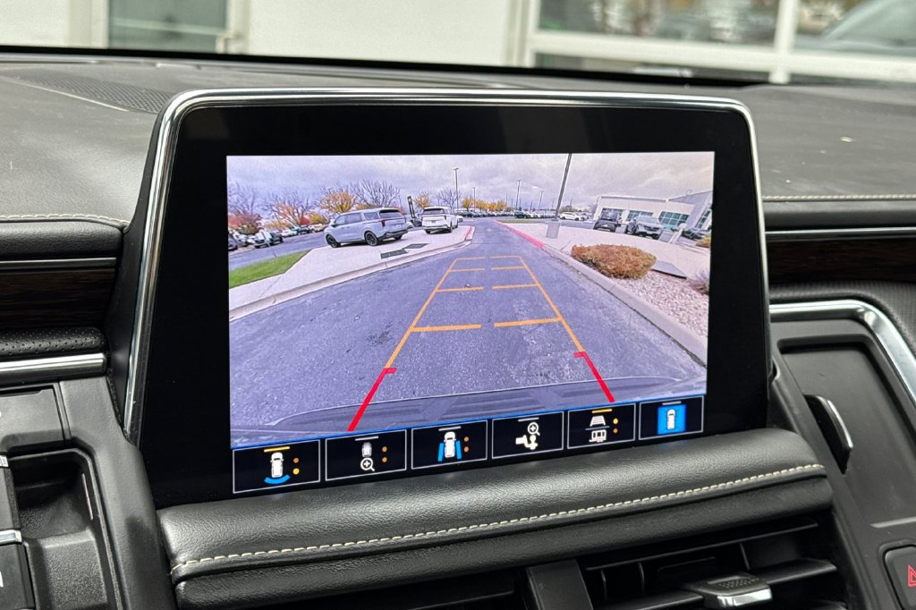 Used 2021 Chevrolet Tahoe Premier w/ Premium Package AWD/4WD image 26