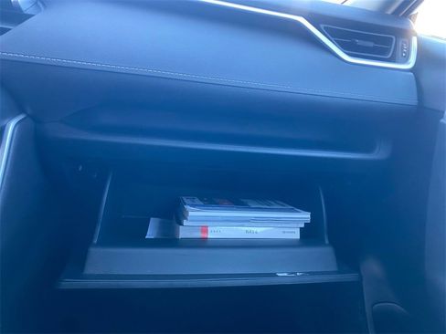 Used 2023 Toyota RAV4 LE image 27