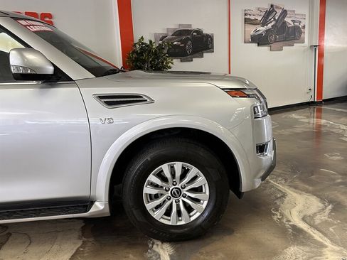 Used 2021 Nissan Armada SV image 11