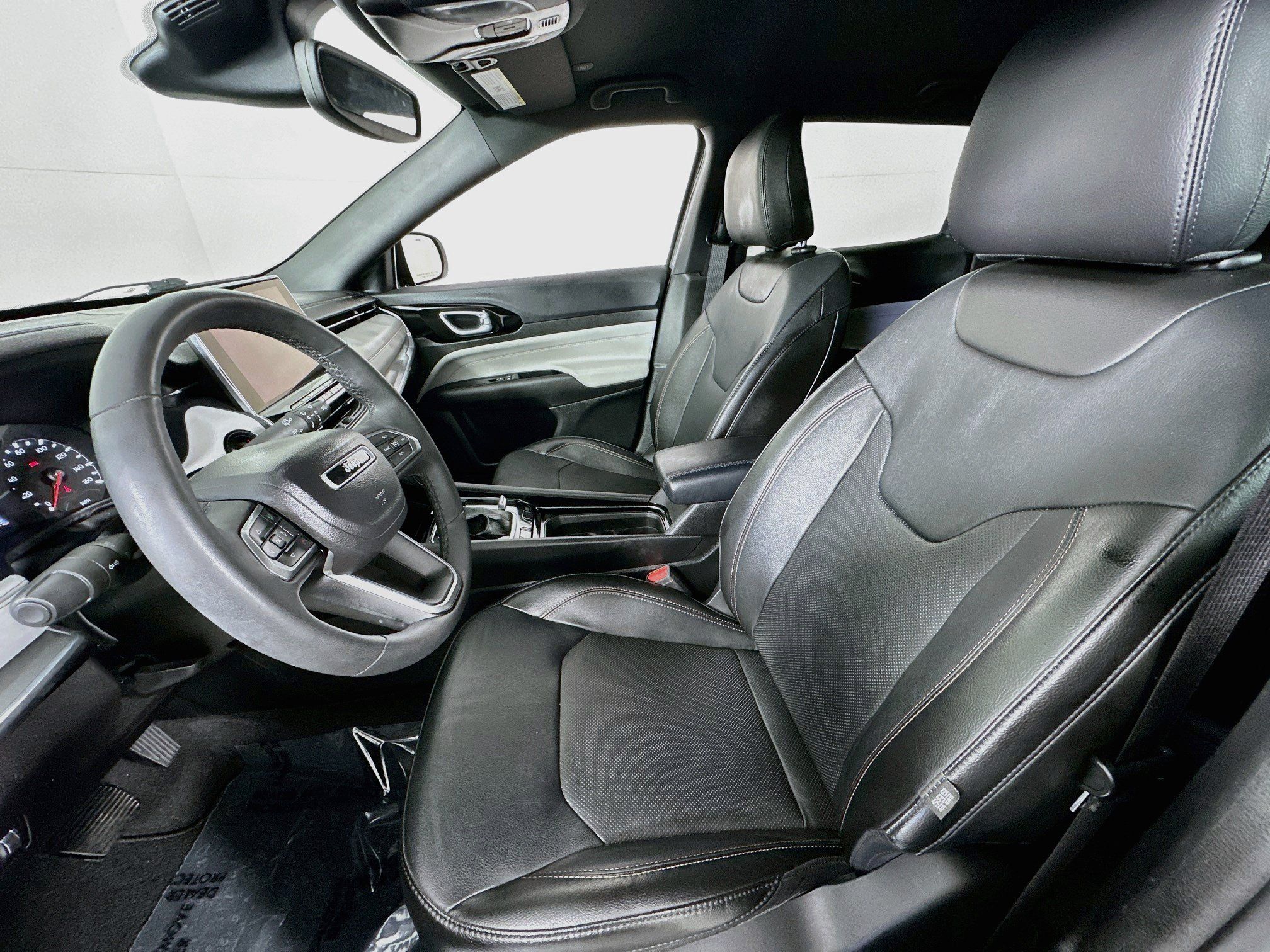 Used 2023 Jeep Compass Limited AWD/4WD image 20