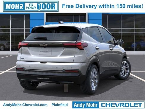 New 2027 Chevrolet Bolt LT FWD image 5