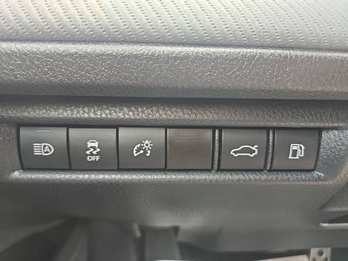 Used 2025 Toyota Camry SE AWD/4WD image 13