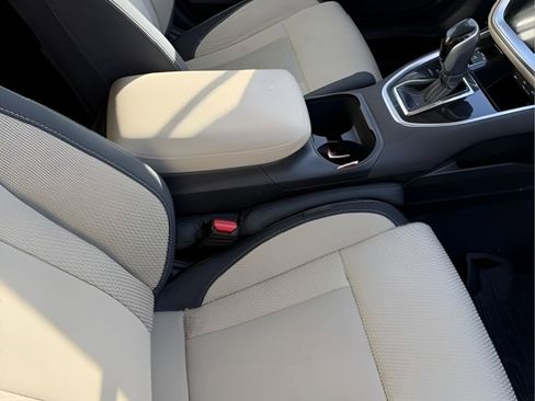 Used 2020 Subaru Outback Premium image 18