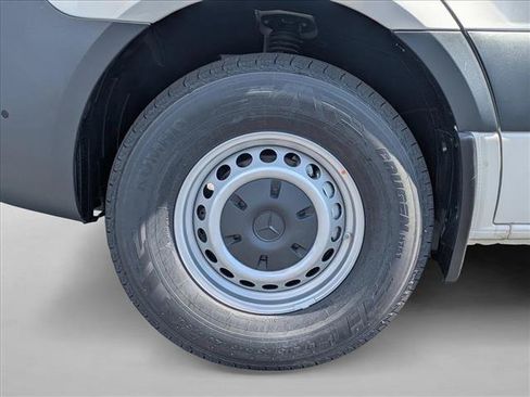 New 2026 Mercedes-Benz Sprinter 2500 image 10