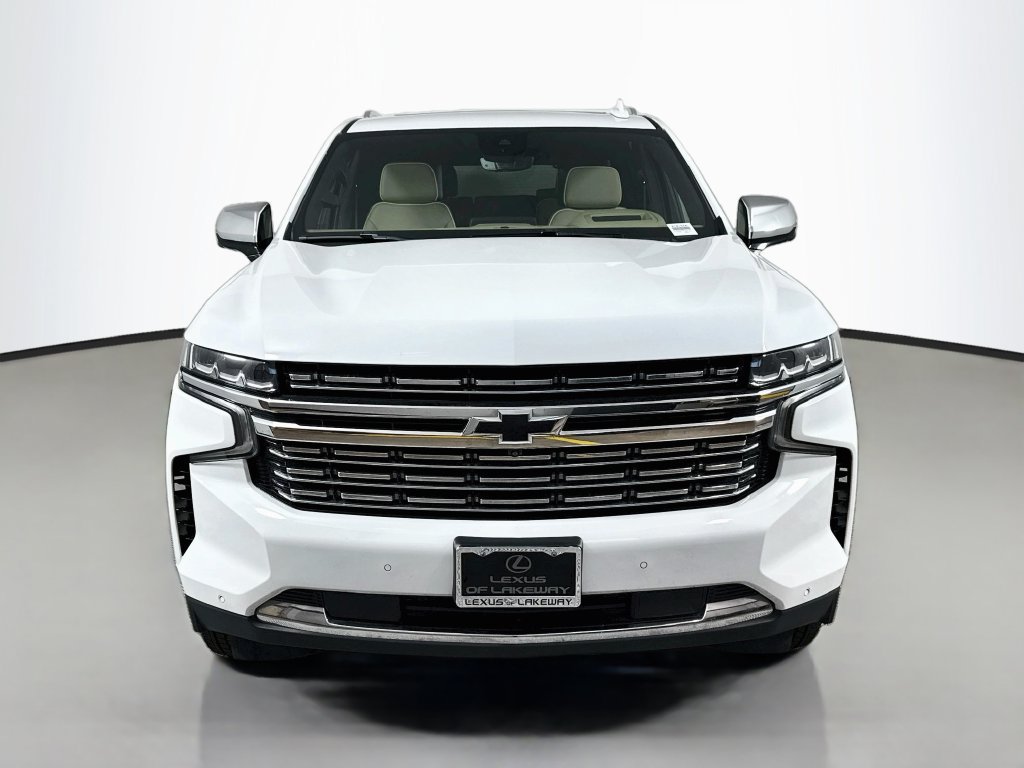 Used 2024 Chevrolet Suburban Premier w/ Premium Package AWD/4WD image 2