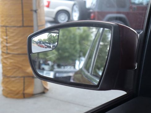 Used 2015 Ford Escape Titanium image 37