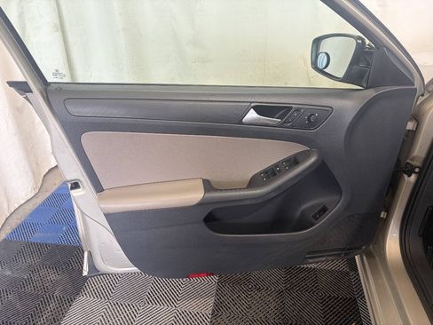 Used 2014 Volkswagen Jetta S FWD image 7