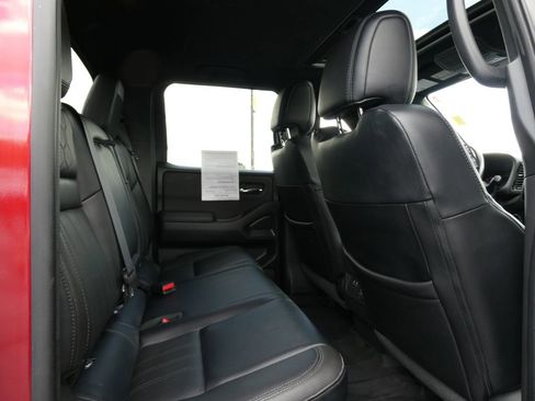 Used 2022 Nissan Frontier PRO-4X w/ Pro-4X Premium Package AWD/4WD image 15