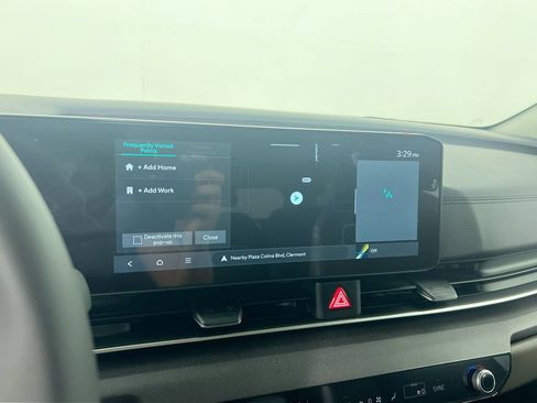 New 2026 Kia Carnival EX FWD image 25