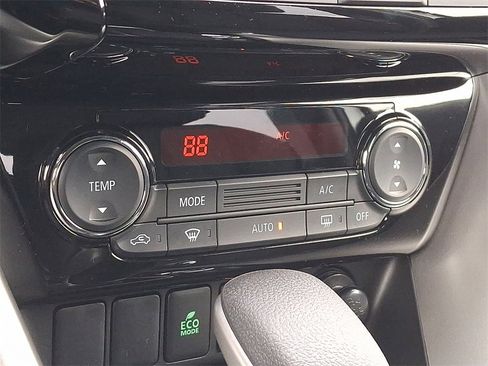 New 2026 Mitsubishi Eclipse Cross LE image 8