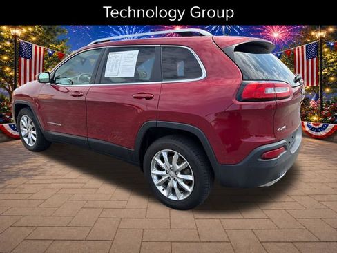 Used 2015 Jeep Cherokee Limited w/ Luxury Group AWD/4WD image 5