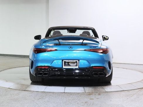 Used 2022 Mercedes-Benz SL 63 AMG 4MATIC image 12