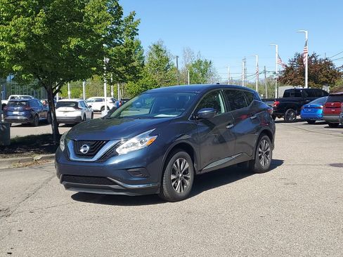 Used 2016 Nissan Murano S AWD/4WD image 2