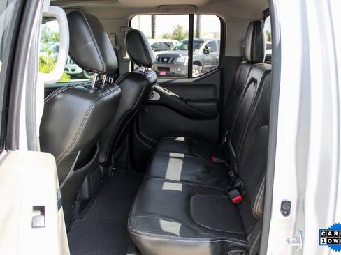 Used 2021 Nissan Frontier PRO-4X w/ Pro-4x Utility Package image 29