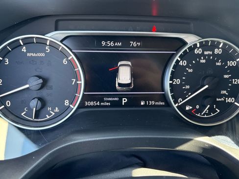 Certified 2023 Nissan Rogue SV FWD image 27