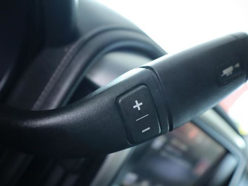 Used 2014 GMC Sierra 1500 SLT w/ SLT Crew Cab Value Package image 25