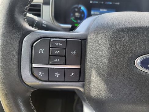 Used 2023 Ford F150 Lightning XLT AWD/4WD image 19