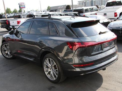 Used 2021 Audi e-tron Prestige AWD/4WD image 6