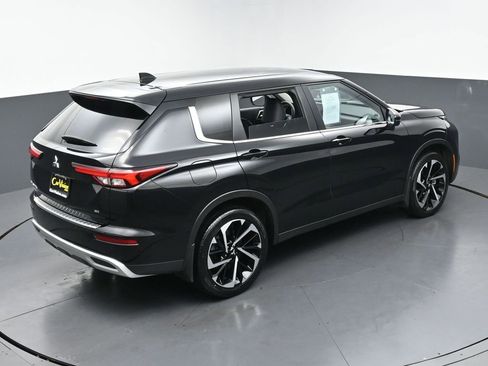 Used 2023 Mitsubishi Outlander SE AWD/4WD image 37