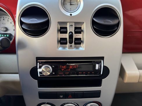 Used 2006 Chrysler PT Cruiser Touring image 15