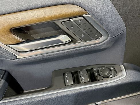 Used 2024 Chevrolet Silverado 3500 High Country w/ High Country Premium Package image 22