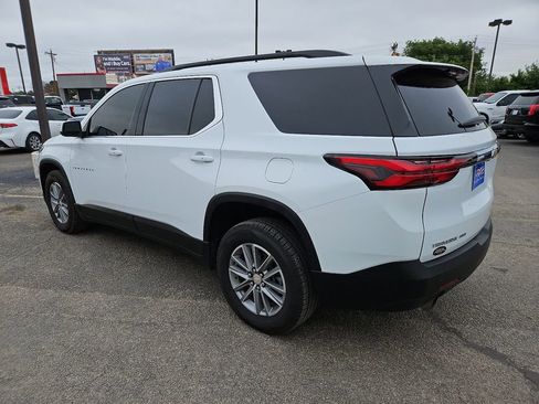Used 2022 Chevrolet Traverse LT AWD/4WD image 7