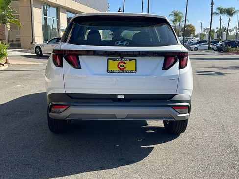 New 2026 Hyundai Tucson SE image 9