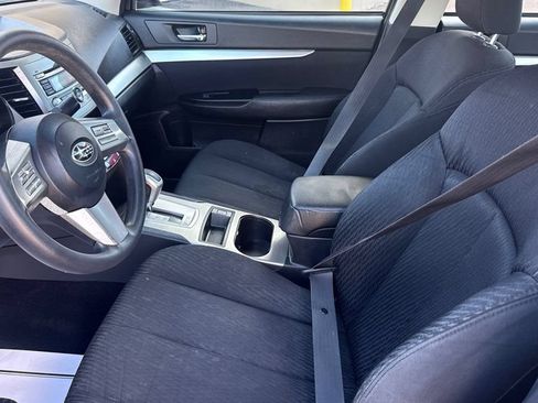 Used 2011 Subaru Legacy 2.5i AWD/4WD image 9