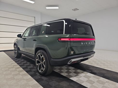 Used 2024 Rivian R1S Adventure AWD/4WD image 3