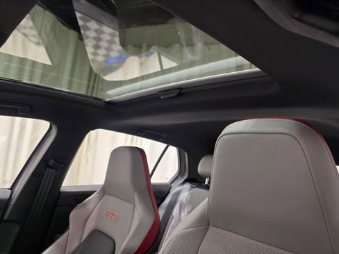 New 2026 Volkswagen GTI SE image 24