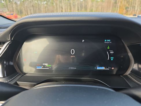 Used 2022 Jeep Grand Cherokee Limited 4xe w/ Luxury Tech Group II image 24