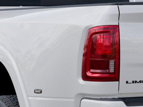 New 2026 RAM 3500 Limited AWD/4WD image 9