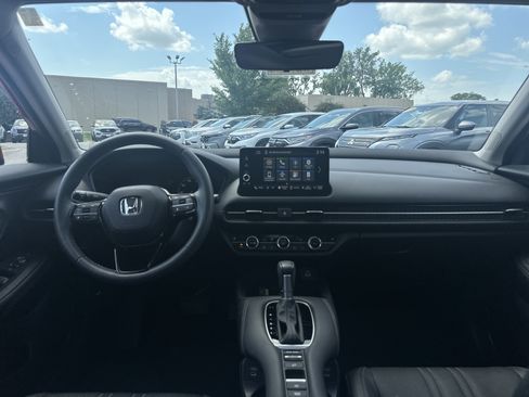 Certified 2024 Honda HR-V EX-L image 17