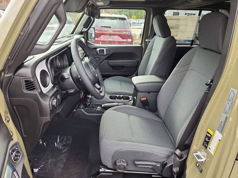 New 2026 Jeep Gladiator Willys image 8