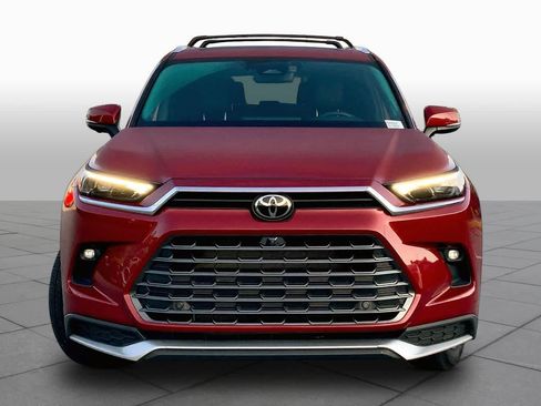 Used 2024 Toyota Grand Highlander AWD Hybrid image 4