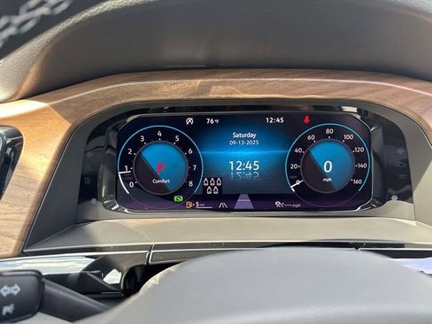 New 2026 Volkswagen Atlas SE FWD image 13