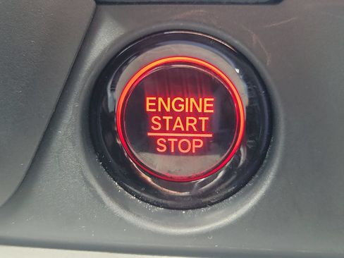 Used 2024 Honda Pilot EX-L image 38
