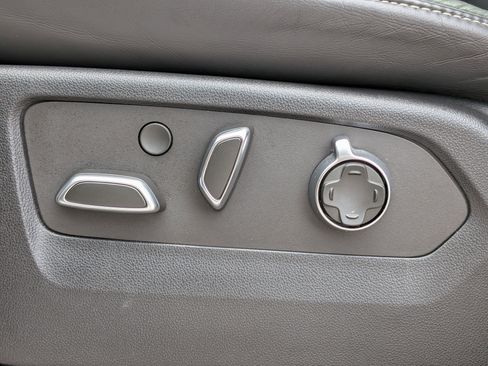 Certified 2023 Cadillac Escalade Sport Platinum AWD/4WD image 22