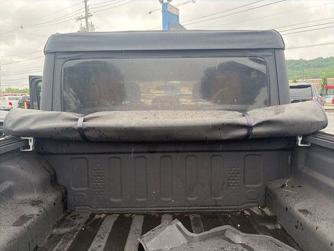 Used 2021 Jeep Gladiator Sport AWD/4WD image 36