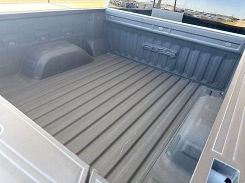 Used 2021 GMC Sierra 1500 AT4 w/ Technology Package AWD/4WD image 10