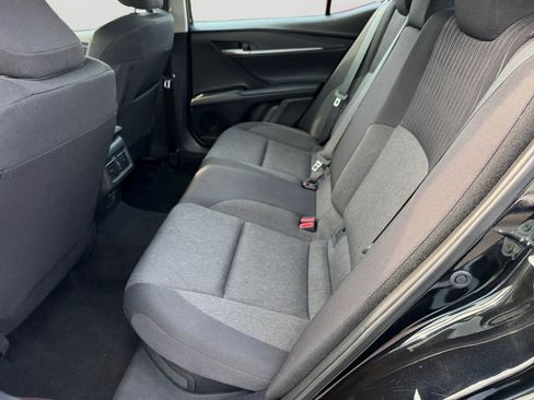 Used 2025 Toyota Camry LE image 15